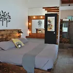 Casa De Huespedes Tuga