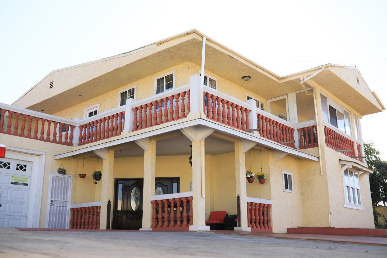 Playa Hermosa Bed and breakfast