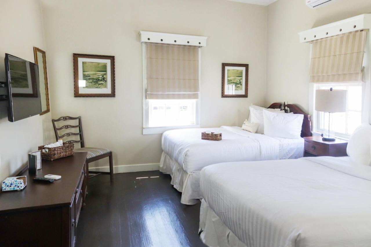 Bed & Breakfast La De Adelina Ensenada