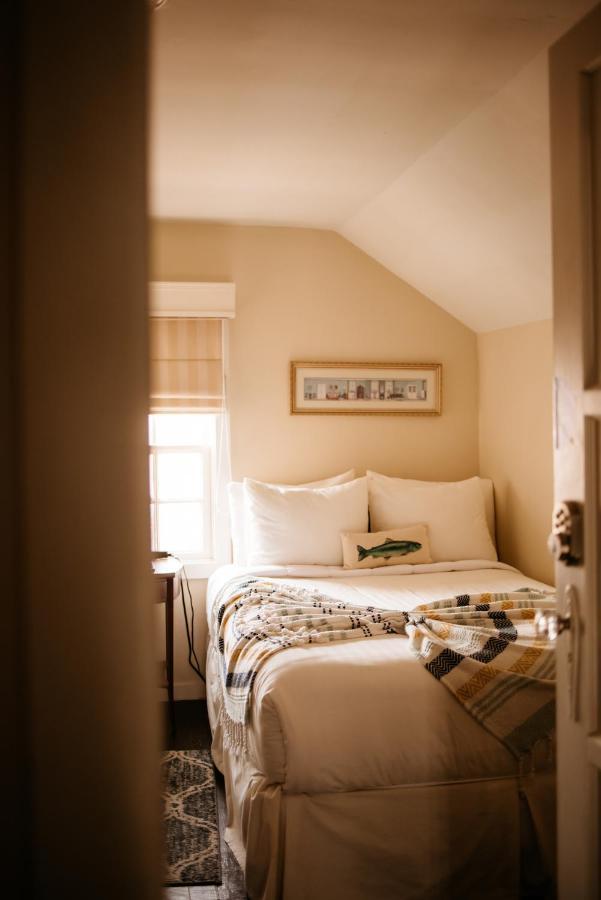 Bed & Breakfast La De Adelina 3*