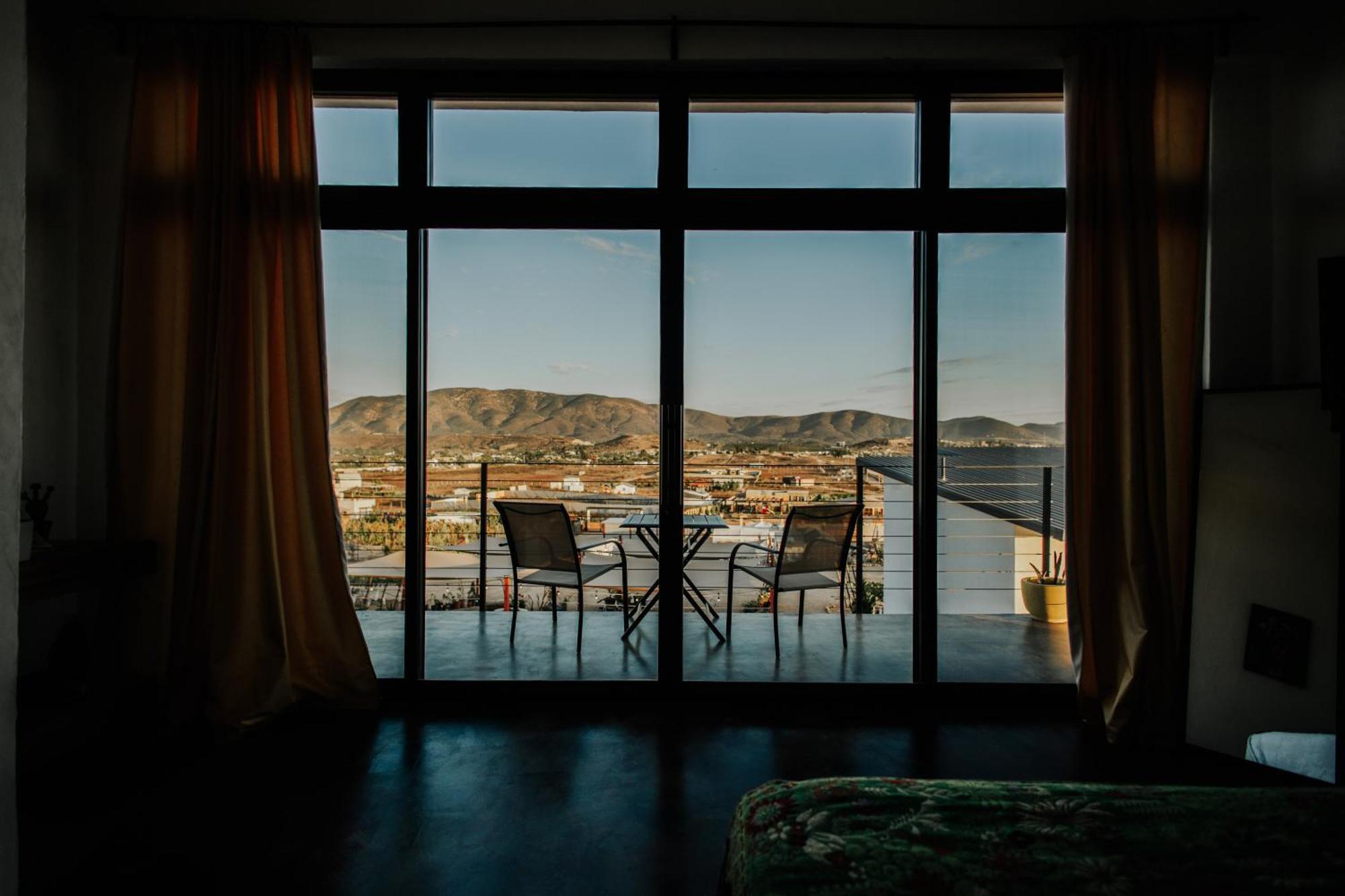 Vl Uno Ensenada