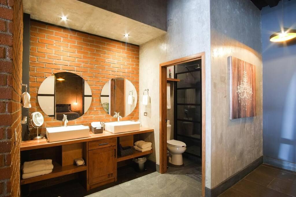 Brand New Gorgeous Industrial Loft In Downtown Ens Apartment Ensenada