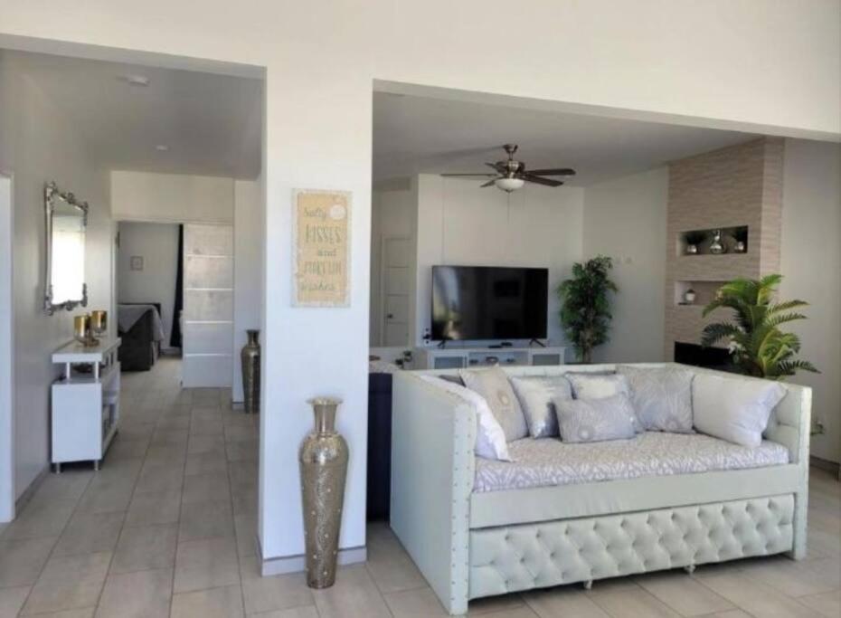 Casa By The Sea