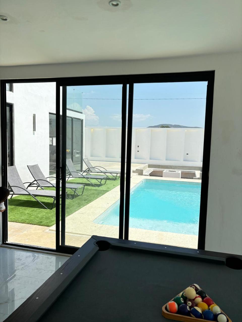 Casa Residencial Milos Holiday home *