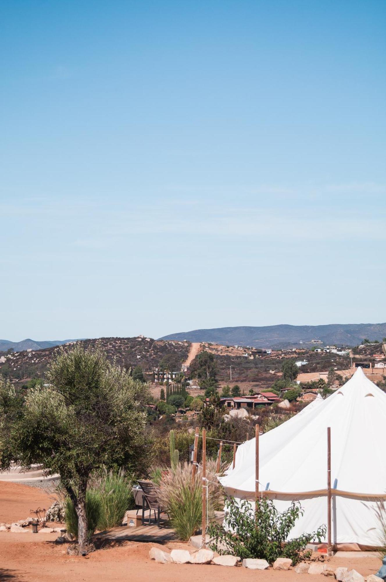 Campo de lujo Glamping Valle De Guadalupe With Private Bathrooms By Yuma Ensenada