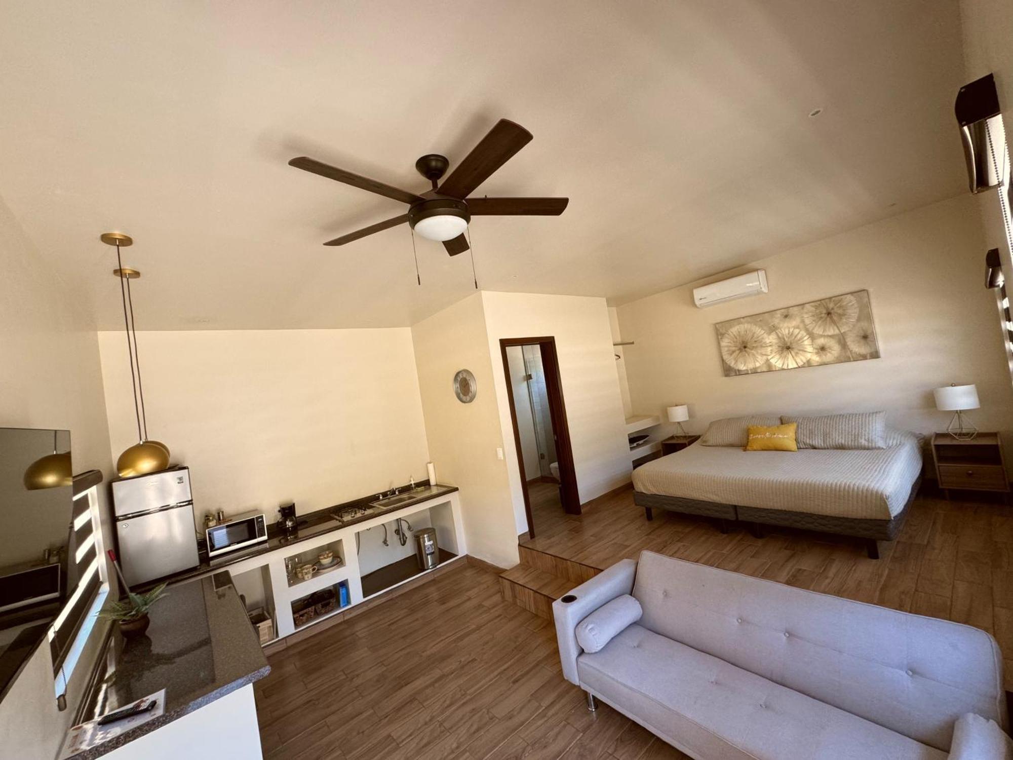 Villa Cozy & Quiet Pet Friendly *