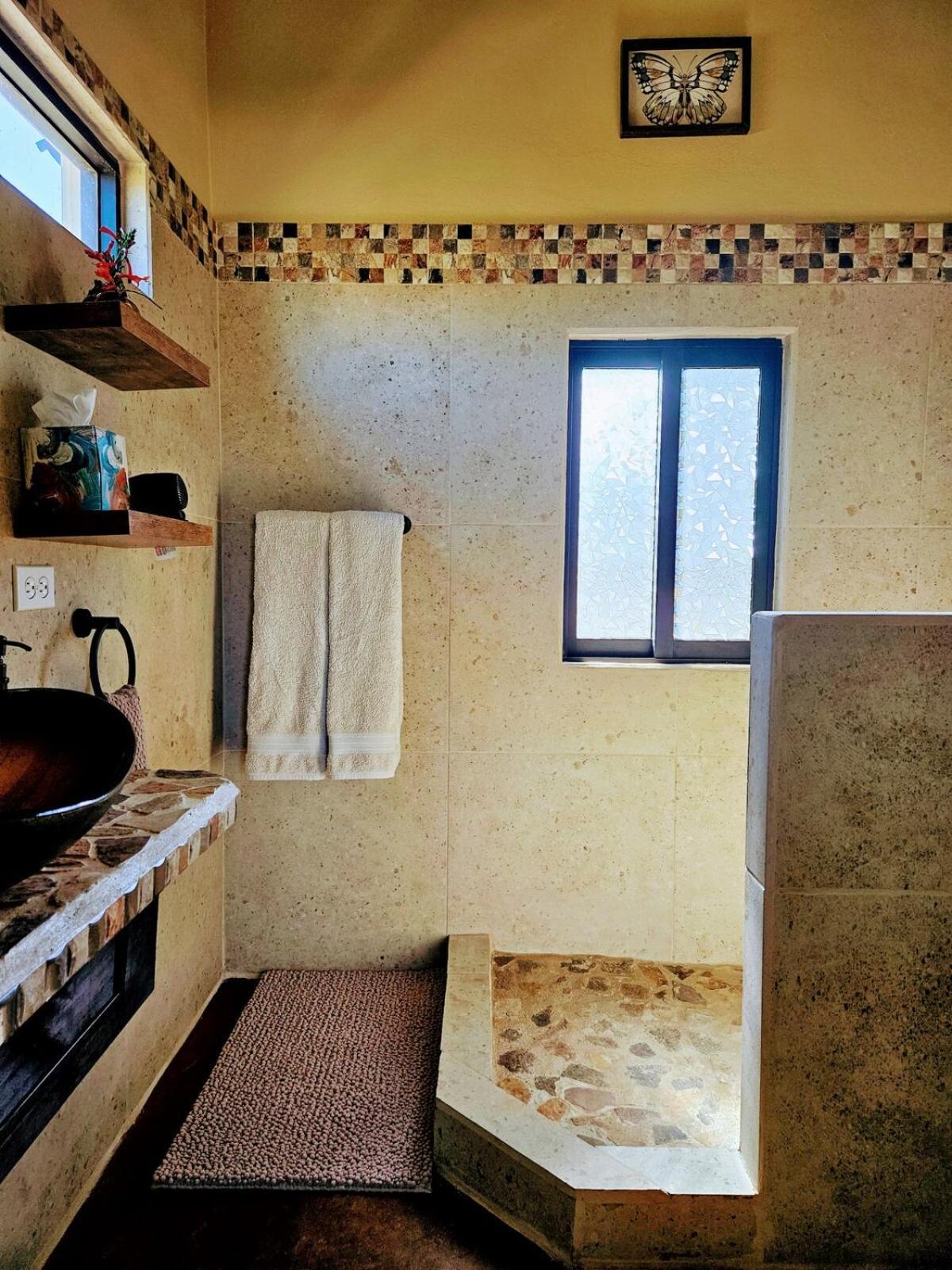 Chalet Gorgeous Fully Equipped Casita