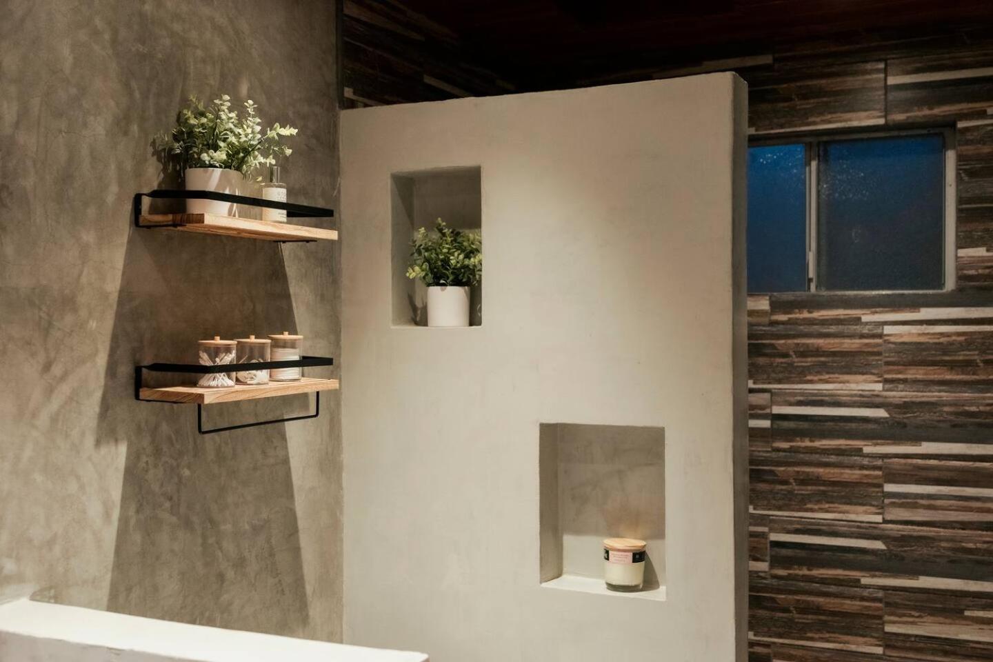 Cozy Modern With Oceanview
