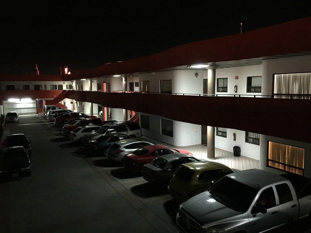 Bugambilias Hotel 3*